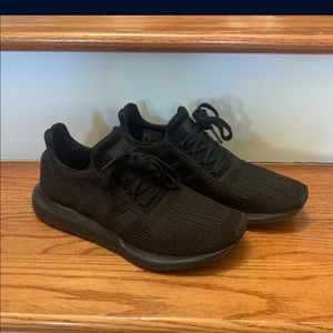 Adidas Swift Run Mens Size 7